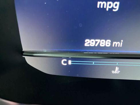 Certified 2024 Chevrolet Tahoe Z71 w/ Luxury Package image 18