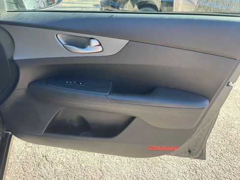 Used 2021 Kia Forte LXS image 34