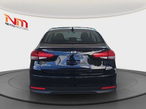 Used 2018 Kia Forte LX image 4