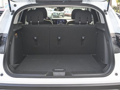 Certified 2025 Chevrolet Trax LS w/ LS Convenience Package image 14