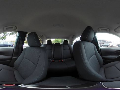 Used 2025 Toyota Corolla LE FWD image 42