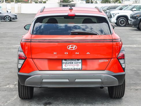 Used 2024 Hyundai Kona Limited AWD/4WD image 8