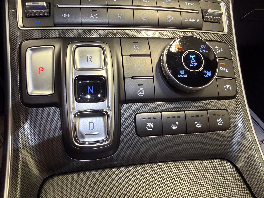 Certified 2023 Hyundai Santa Fe Limited AWD/4WD image 41