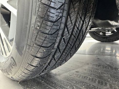 New 2025 Mercedes-Benz GLA 250 image 11