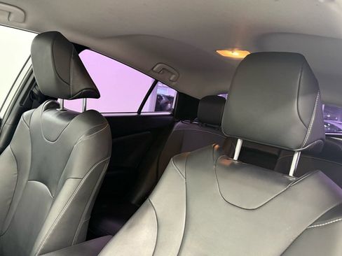 Used 2022 Toyota Prius Prime XLE image 18