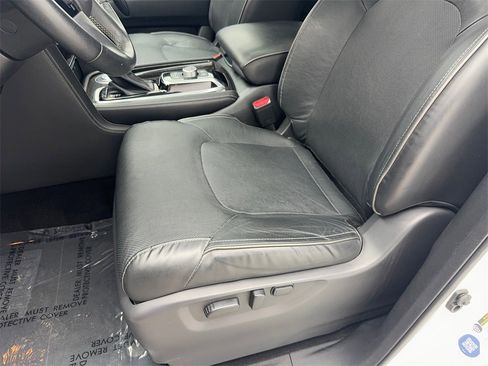 Used 2023 INFINITI QX80 Luxe w/ Cargo Package image 39