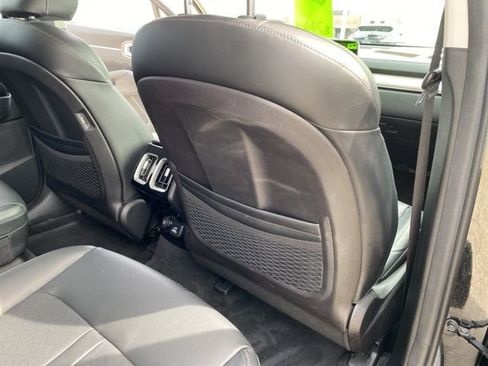Used 2022 Kia Sorento EX AWD/4WD image 39