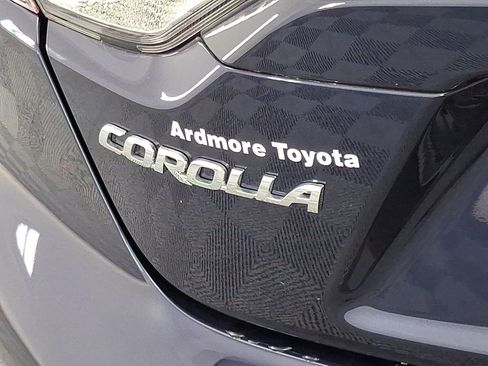 Used 2024 Toyota Corolla LE w/ LE Convenience Package FWD image 15