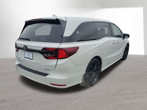 Certified 2024 Honda Odyssey Sport image 14
