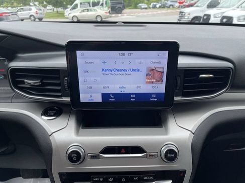 Certified 2023 Ford Explorer XLT w/ Equipment Group 202A AWD/4WD image 17