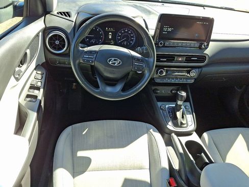 Used 2023 Hyundai Kona SEL w/ Convenience Package image 12