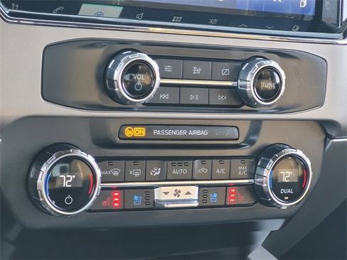 Used 2022 Ford F250 Lariat w/ Lariat Value Package image 24