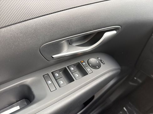 New 2026 Hyundai Tucson SE image 29