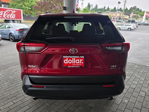 Used 2025 Toyota RAV4 XLE w/ Convenience Package AWD/4WD image 6