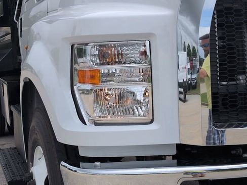 New 2026 Ford F750 2WD Regular Cab Super Duty image 9