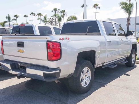 Used 2018 Chevrolet Silverado 1500 LT w/ Trailering Package AWD/4WD image 7