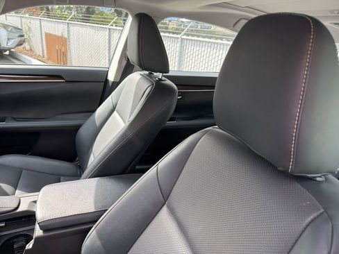 Used 2017 Lexus ES 350 w/ Navigation System Package image 6