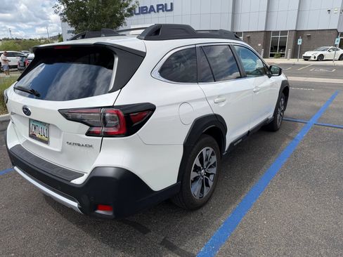 Used 2024 Subaru Outback Limited AWD/4WD image 10