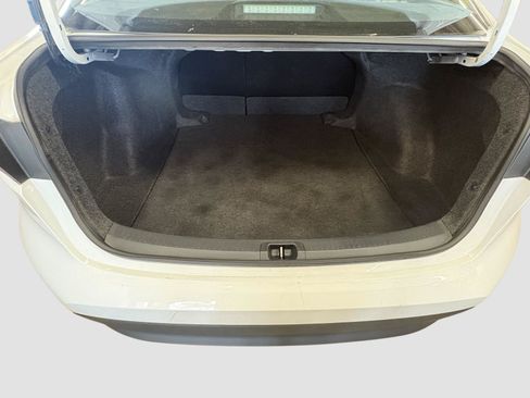 Used 2025 Toyota Corolla LE FWD image 17