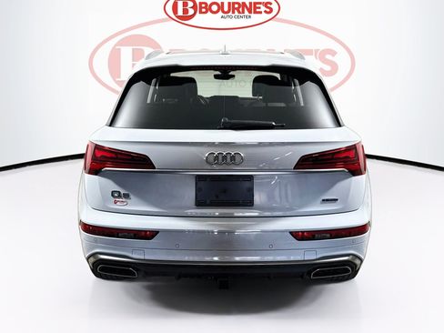 Used 2023 Audi Q5 2.0T Premium w/ Convenience Package AWD/4WD image 9