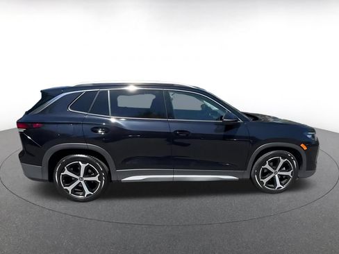Used 2026 Volkswagen Tiguan SE FWD image 13