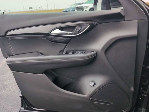 Used 2021 Buick Envision Essence image 21