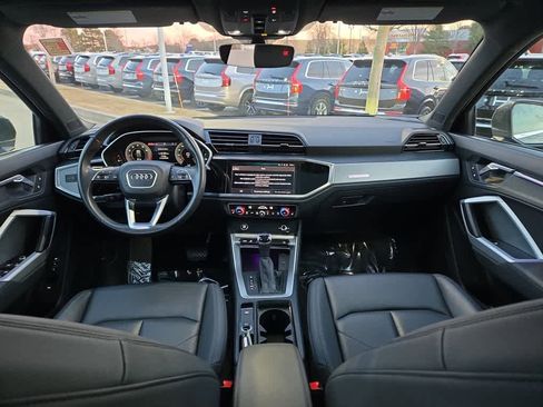 Used 2022 Audi Q3 2.0T Premium Plus w/ Premium Plus Package image 10