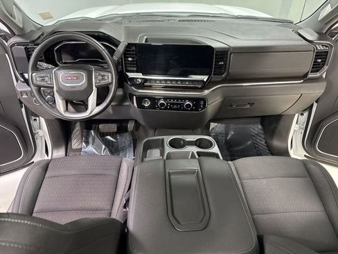 Used 2024 GMC Sierra 1500 Elevation image 13