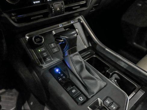 Used 2024 Lexus GX 550 AWD/4WD image 26