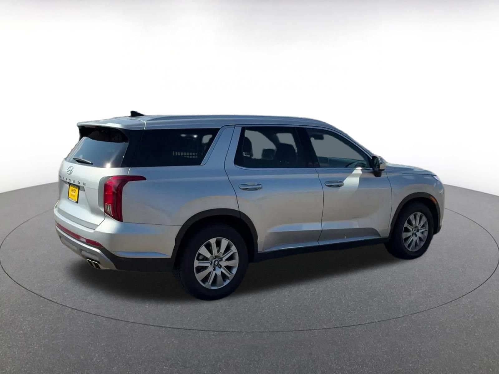 Used 2025 Hyundai Palisade SEL FWD image 13