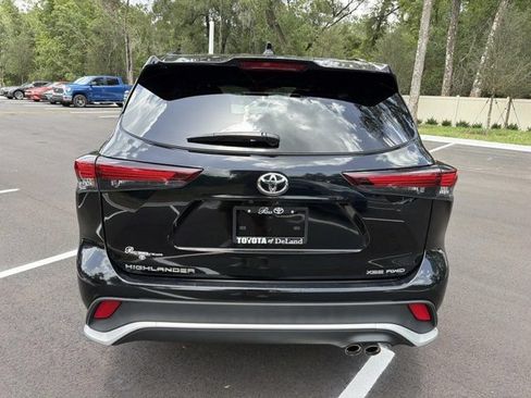 Certified 2025 Toyota Highlander XSE AWD/4WD image 3