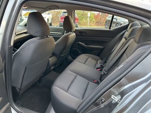 Used 2023 Nissan Altima 2.5 SV image 29