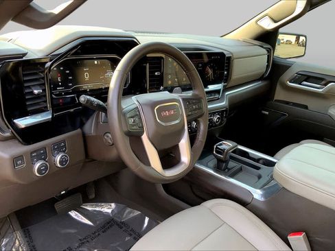 Used 2023 GMC Sierra 1500 SLT w/ SLT Premium Package AWD/4WD image 17