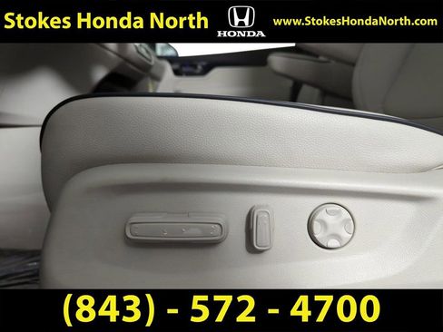 New 2026 Honda Odyssey Touring image 15