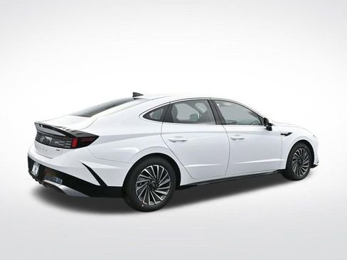Used 2025 Hyundai Sonata SEL FWD image 7