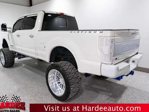 Used 2017 Ford F350 Platinum w/ Platinum Ultimate Package image 3