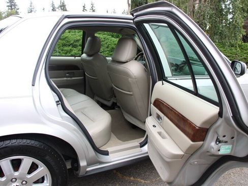 Used 2006 Mercury Grand Marquis LS RWD image 6
