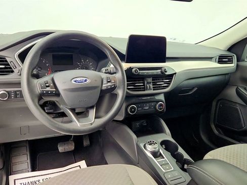 Used 2022 Ford Escape SE image 12