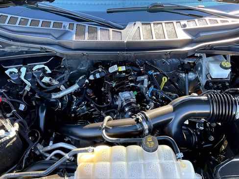 Used 2023 Ford F150 Lariat w/ Equipment Group 502A High image 9