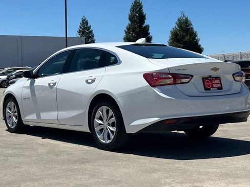 Used 2022 Chevrolet Malibu LT FWD image 7