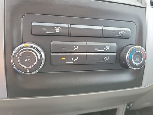 Used 2019 Nissan Frontier S image 17