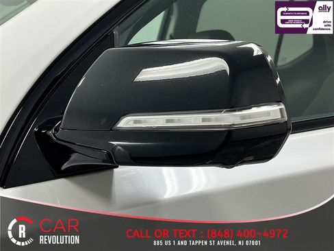 Used 2020 Chevrolet Traverse Premier w/ Redline Edition AWD/4WD image 42