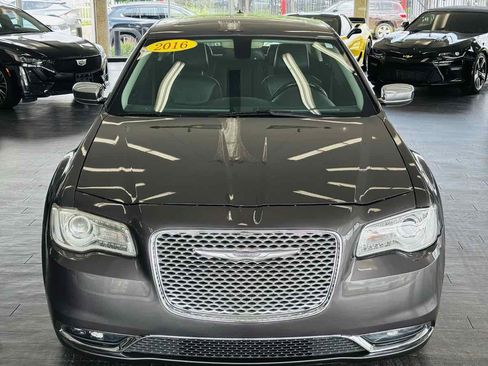 Used 2016 Chrysler 300 C AWD/4WD image 17