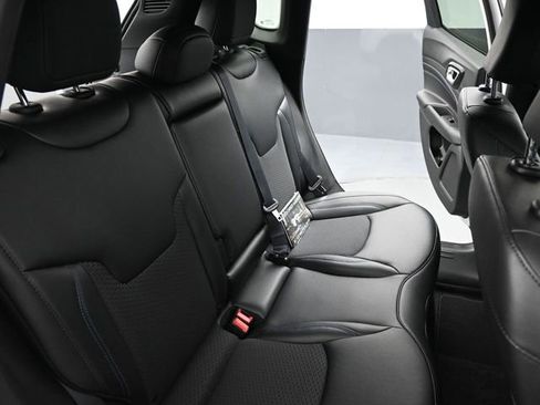 New 2026 Jeep Compass Latitude AWD/4WD image 22