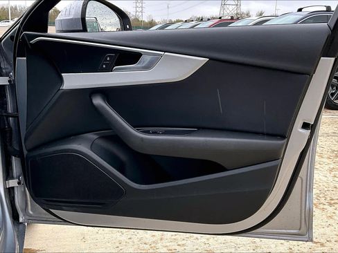 Used 2017 Audi A4 2.0T Premium image 19