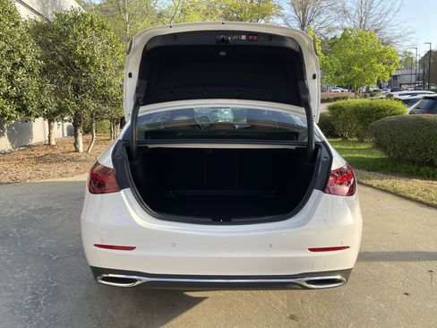 Certified 2025 Mercedes-Benz C 300 Sedan image 9