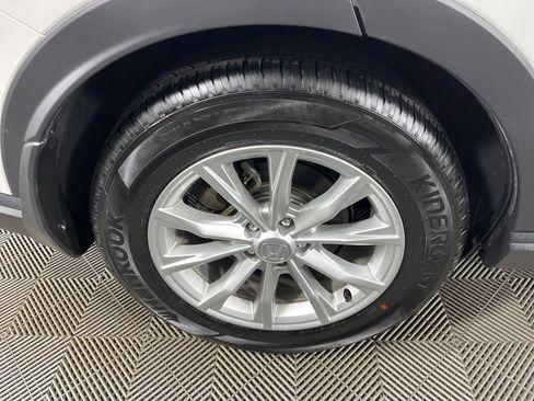 Certified 2024 Honda CR-V EX image 12