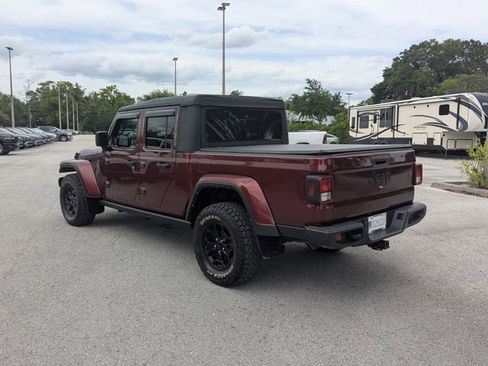 Used 2021 Jeep Gladiator Sport AWD/4WD image 7