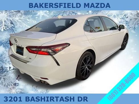 Used 2024 Toyota Camry SE image 5