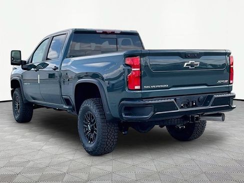 New 2026 Chevrolet Silverado 2500 ZR2 w/ LPO, Dark Essentials Package AWD/4WD image 4